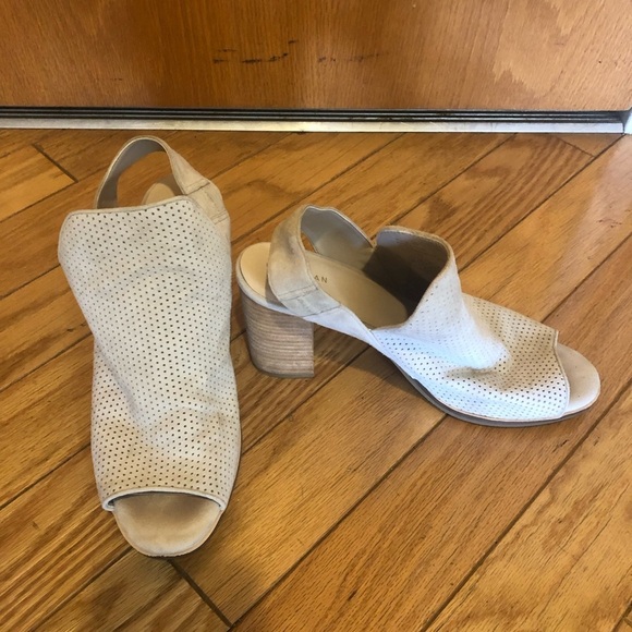 Cole Haan Calista OT Sling Back Open Toe Ankle Booties Stone Perforated … - Picture 5 of 9